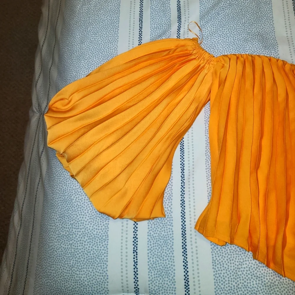 Express orange pleated top - Picture 4 of 5
